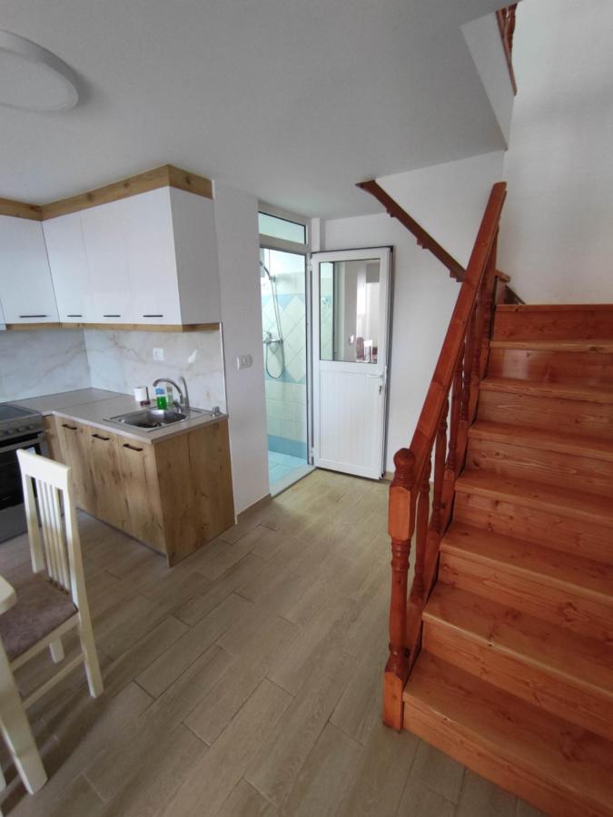 Rose Apartment Саранда Экстерьер фото
