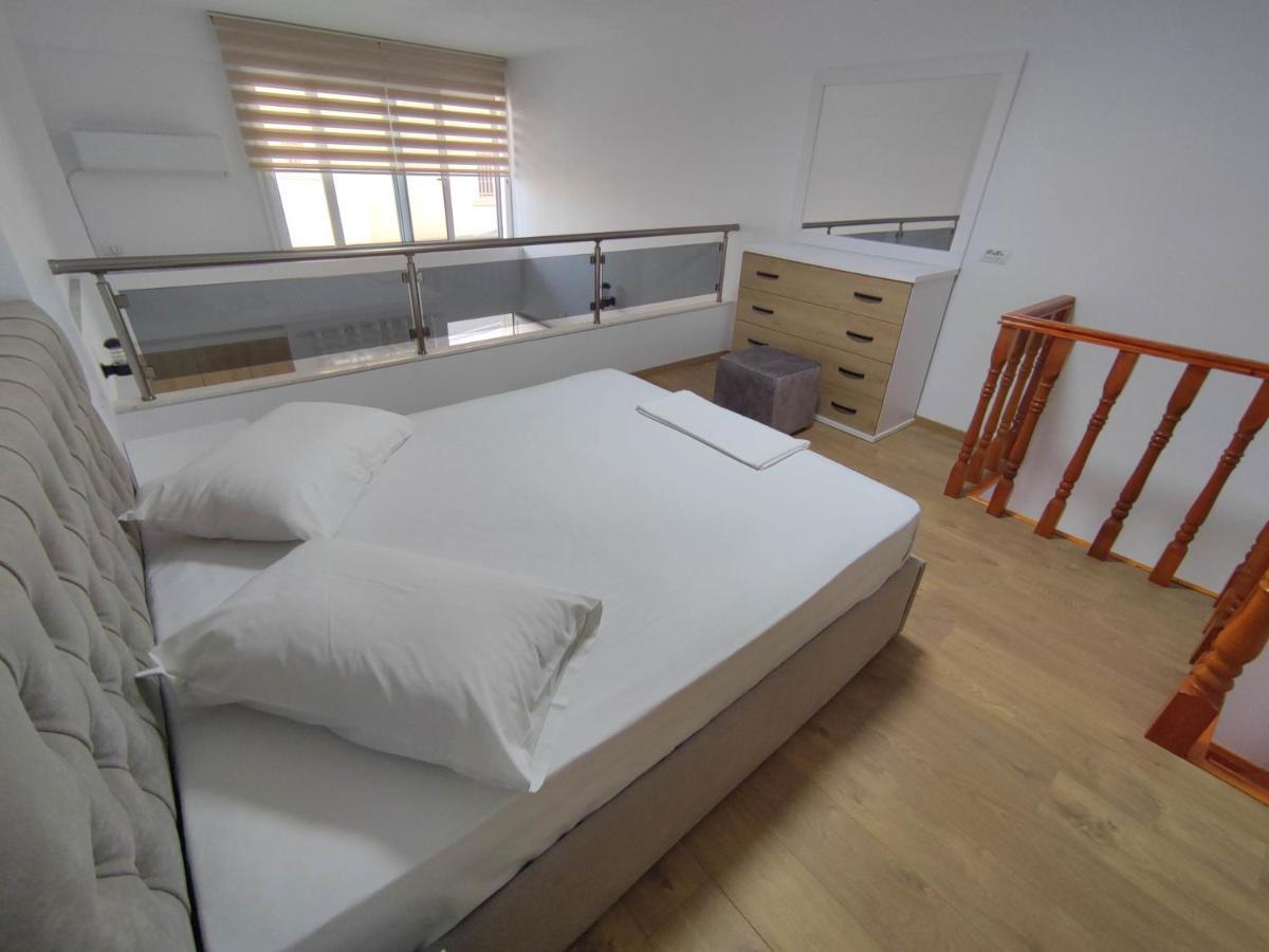 Rose Apartment Саранда Экстерьер фото