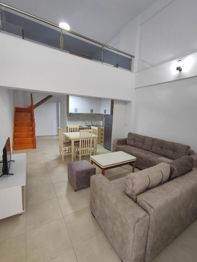 Rose Apartment Саранда Экстерьер фото
